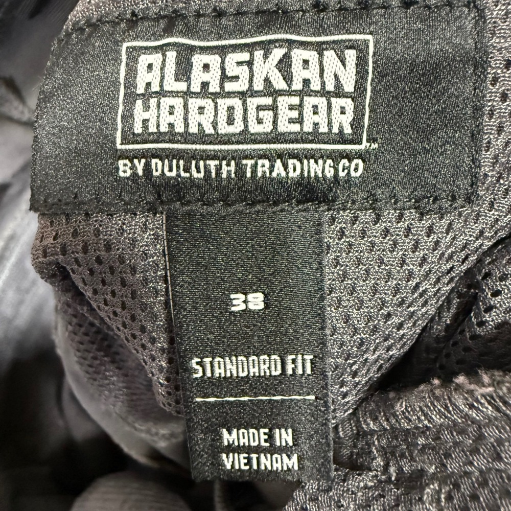 Alaskan Hardgear Mens Shorts 38 Gray Belted Hiking Outdoor Cargo Lightweight‎ - Picture 2 of 11